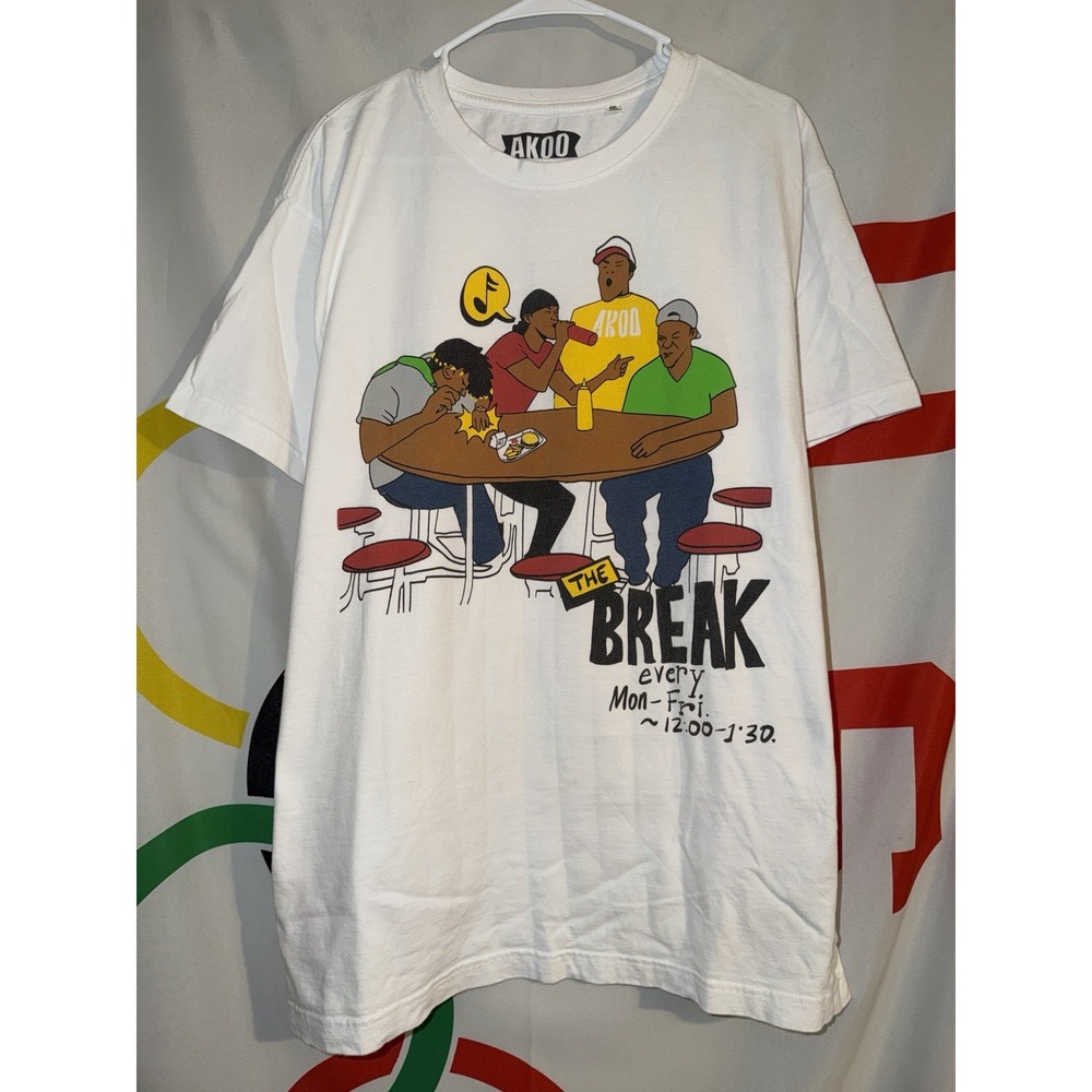 Akoo T Shirt Mens 2XL The Break Lunch Room Table